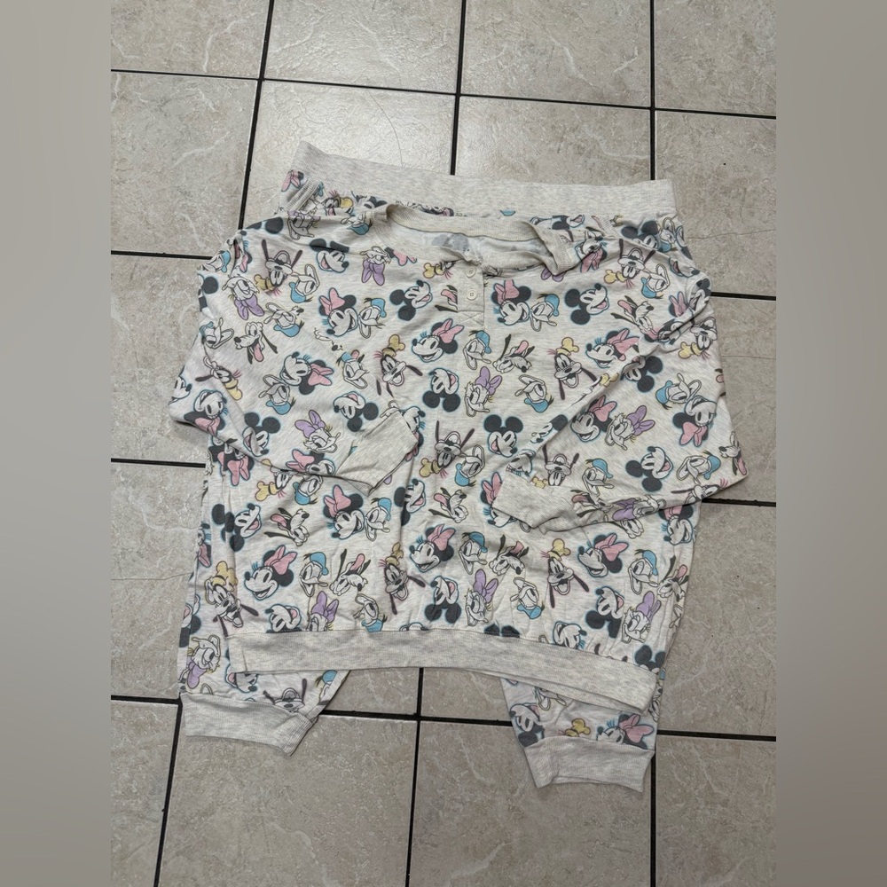 Disney Mickey Mouse & Friends Women’s Plus Size 3X Sleepwear 2-Piece Set